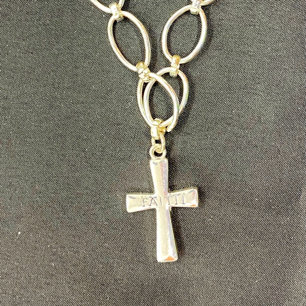 Faith Cross Silvertone Bracelet 7”